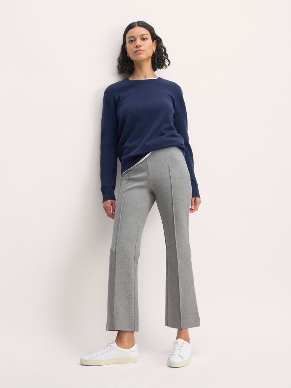 (NWOT) Everlane The Dream Kick Flare Pant in Grey — Size Medium